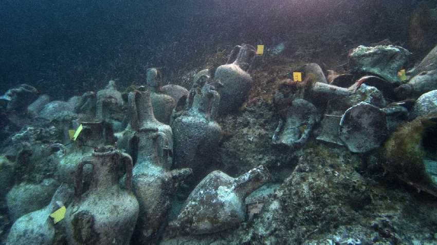 A roncsmerülésben is látja a turizmus fejlesztésének lehetőségét Görögország