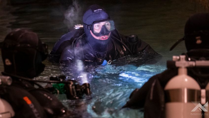 Katona búvár a Kőbányai pincerendszerben