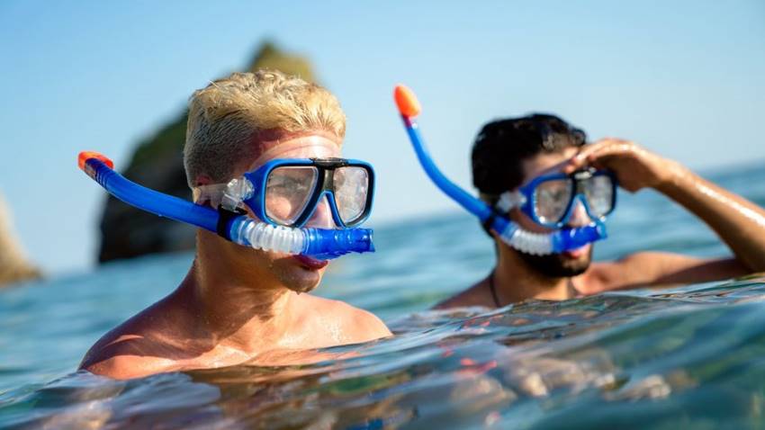 Szabadtüdős búvár - Snorkel diver